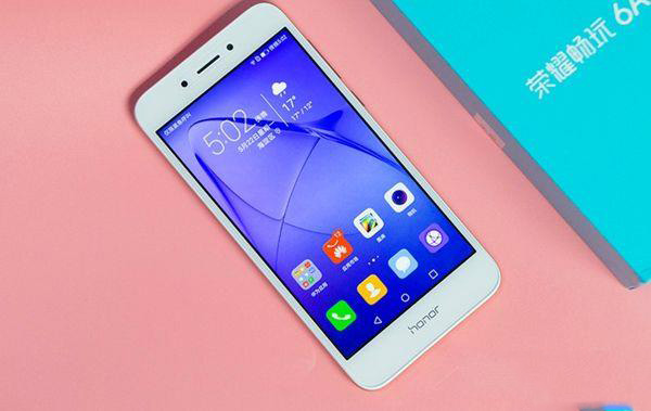 荣耀畅玩6A有几个版本?荣耀6A标准版和高配版区别对比详细评测