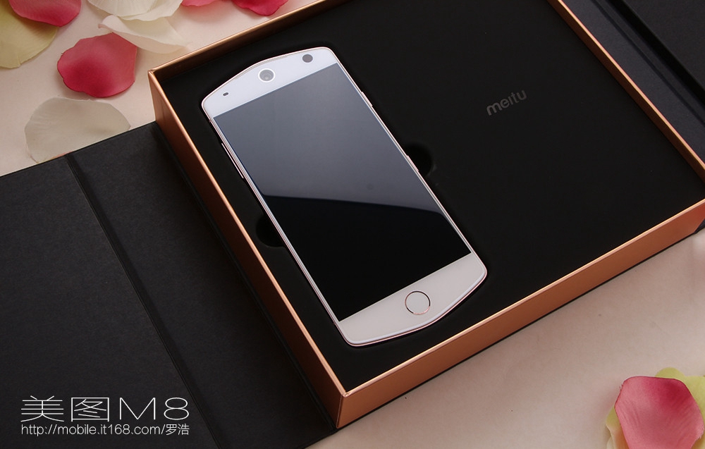 人工智能自拍 美图M8月光白开箱图赏(3/19)