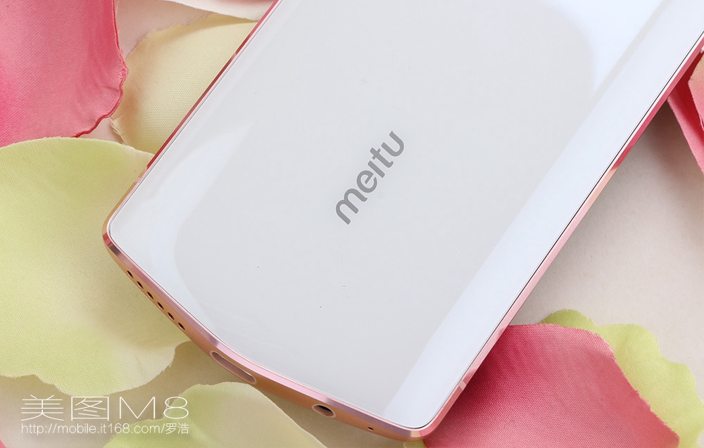 人工智能自拍 美图M8月光白开箱图赏(19/19)