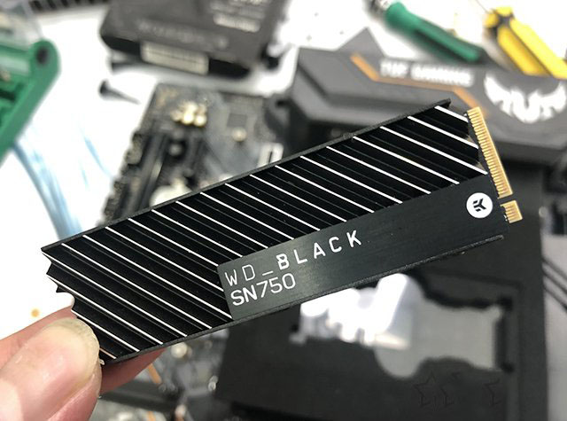 媲美九代i9!十代酷睿i7 10700K配RTX2070Super电脑组装机配置推荐