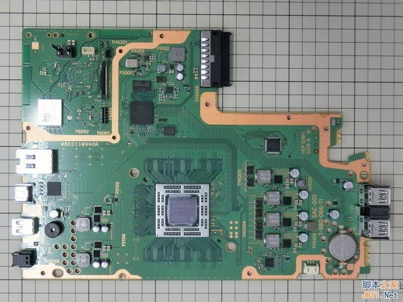 新版PS4完全拆解:偷工减料or工艺升级?