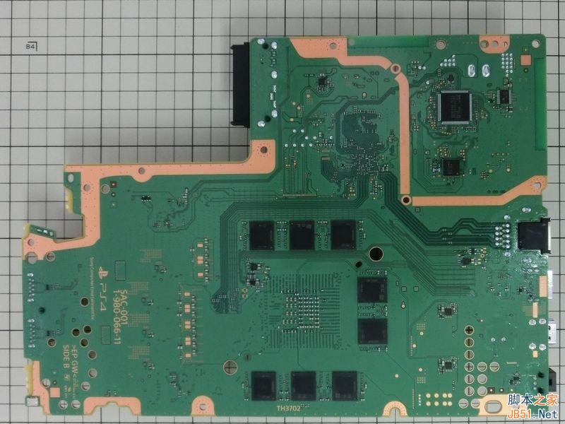 新版PS4完全拆解:偷工减料or工艺升级?