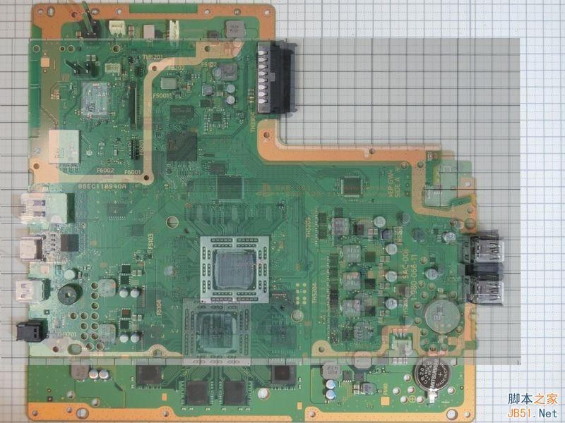 新版PS4完全拆解:偷工减料or工艺升级?