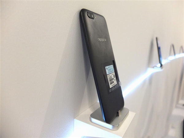 OPPOR11 Plus和vivox9plus哪个值得买?vivox9plus与OPPOR11Plus区别对比详细评测