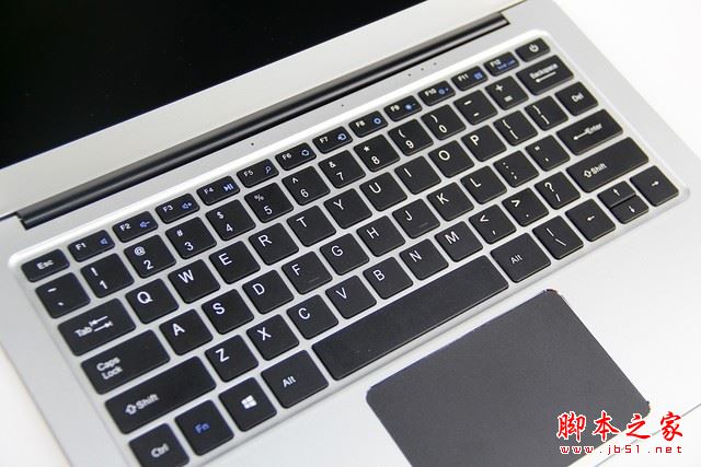 中柏EZbook 3 Pro值得买吗?中柏EZbook 3 Pro超低价轻薄本全面深度评测+拆机图
