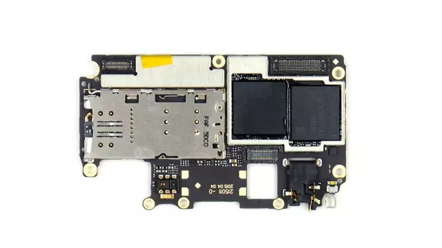 OPPO R7真机拆解：难度大/做工细/用料足