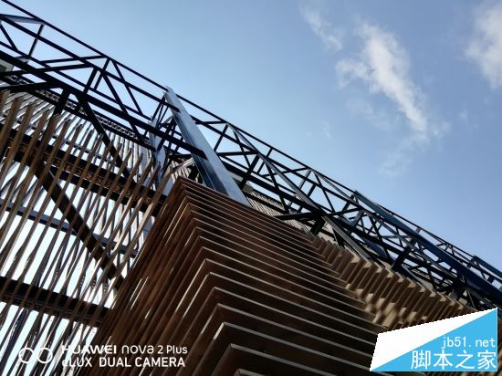 OPPOR11和华为Nova2 plus哪个值得买?HUAWEI nova2 Plus全面对比OPPO R11