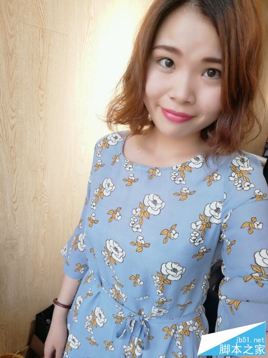 OPPOR11和华为Nova2 plus哪个值得买?HUAWEI nova2 Plus全面对比OPPO R11