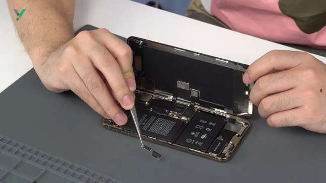 iPhone XS Max内部做工怎么样?苹果XS MAX拆解图解评测