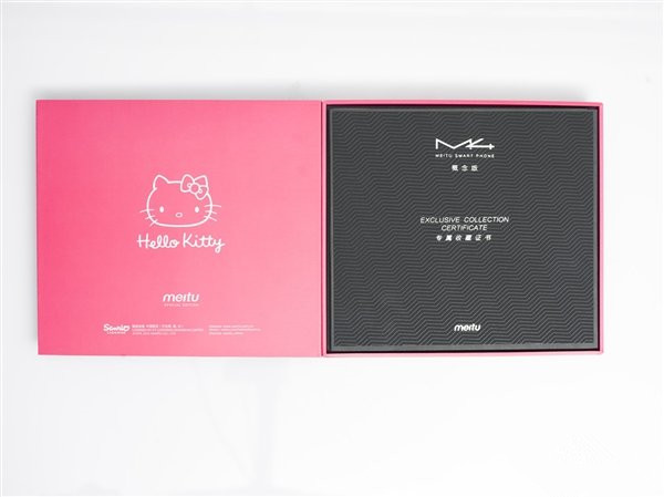 萌动少女心 美图M4 HelloKitty特别版图赏