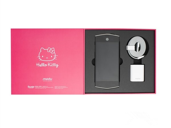 萌动少女心 美图M4 HelloKitty特别版图赏