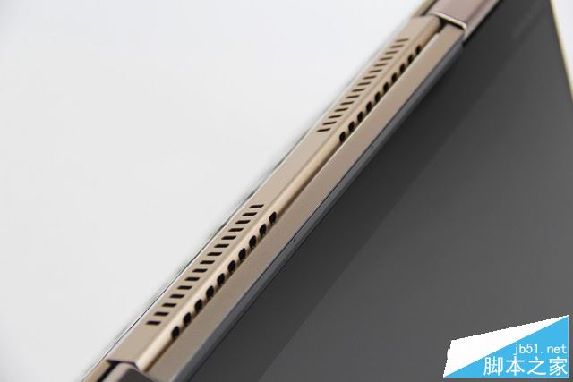 联想YOGA 710 14值得买吗?联想YOGA 710 14金色笔记本全面详细评测图解