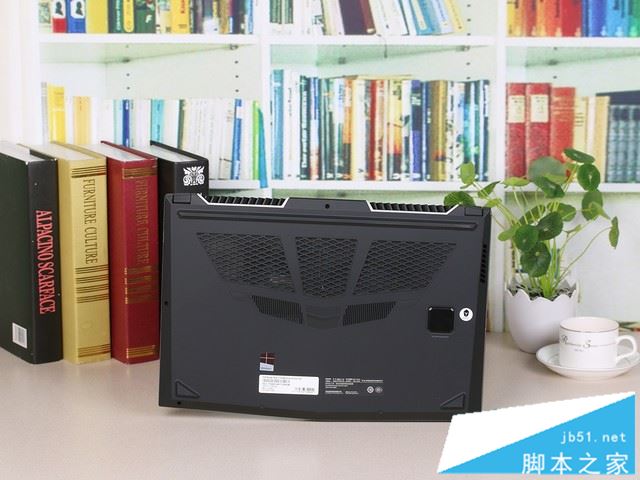 雷神Dino X6值得买吗?雷神Dino X6新品游戏本全面详细评测图解