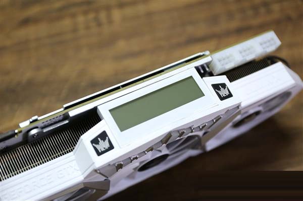 影驰GTX1080Ti名人堂限量版开箱图赏 颜值爆表!