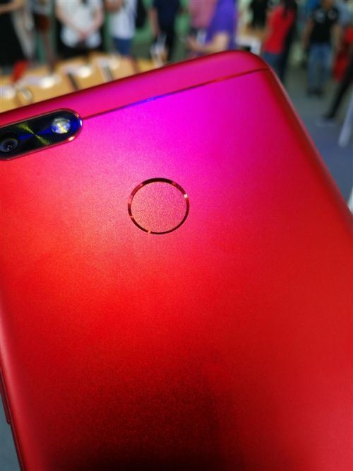 华为畅享7哪个颜色最好看?华为畅享7真机五色对比图赏