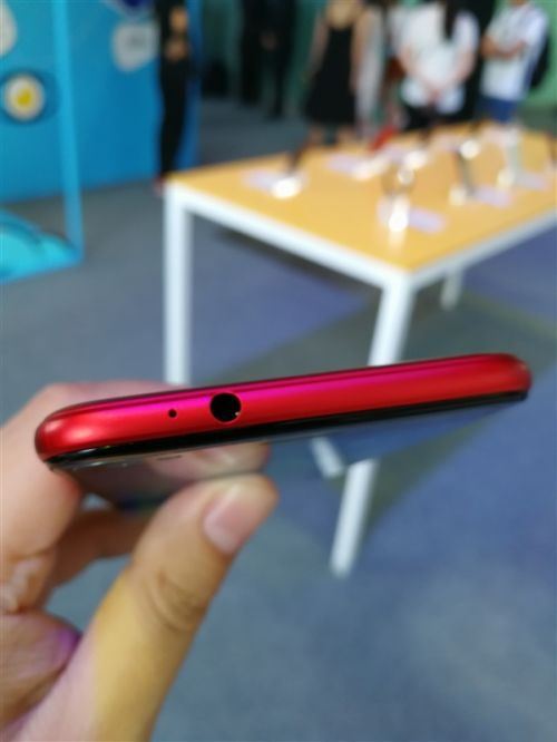 华为畅享7哪个颜色最好看?华为畅享7真机五色对比图赏