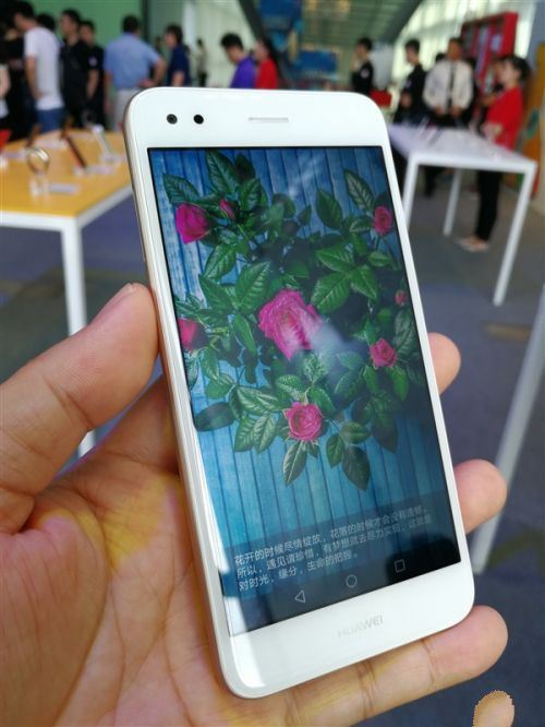 华为畅享7哪个颜色最好看?华为畅享7真机五色对比图赏