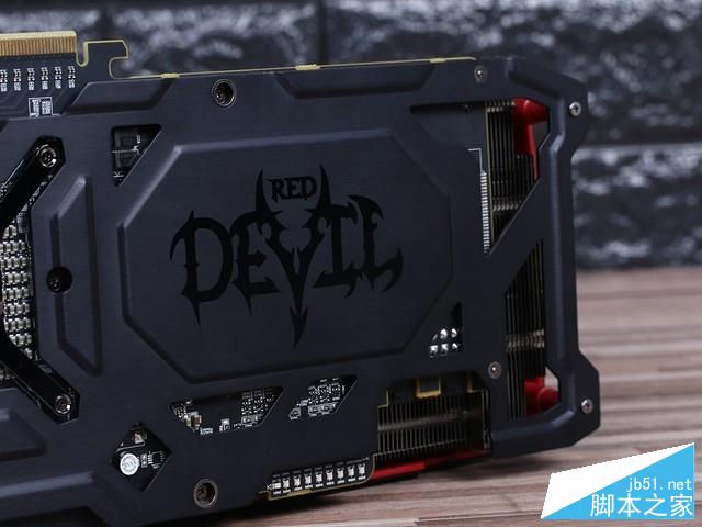 媲美GTX1080 迪兰Devil RX VEGA 56评测