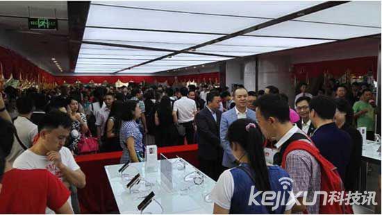 广州天河城华为高级体验店盛大开业 提升用户体验