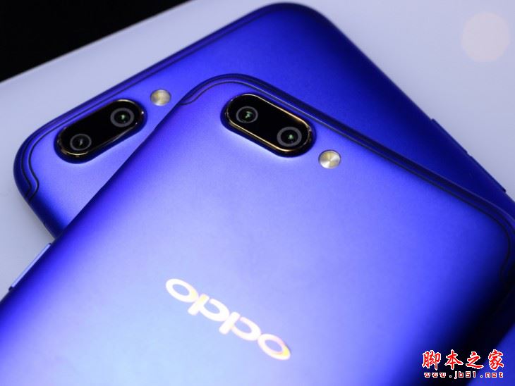 OPPOR11巴萨限量版值得买吗？OPPOR11巴萨限量版详细评测图解