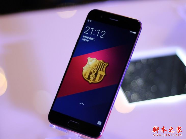 OPPOR11巴萨限量版值得买吗？OPPOR11巴萨限量版详细评测图解