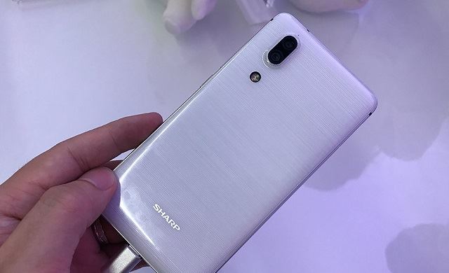 夏普S2和荣耀9哪个好？华为荣耀9和夏普AQUOS S2区别对比评测