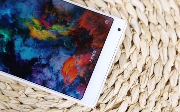 夏普S2/三星S8/小米MIX买哪个好?三款手机全方位区别对比