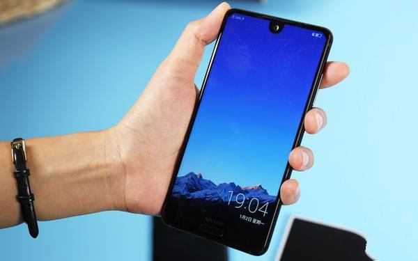 夏普S2/三星S8/小米MIX买哪个好?三款手机全方位区别对比