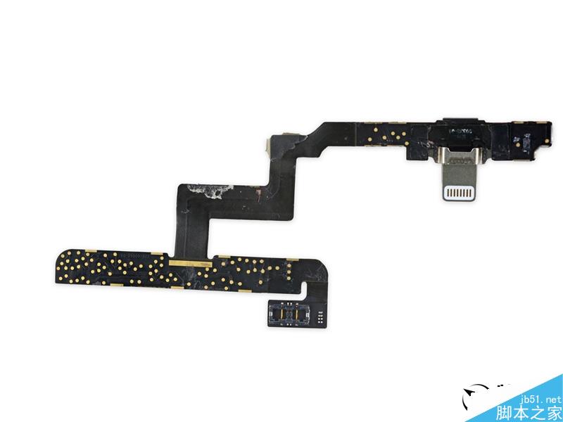 iPhone 6S充电保护壳拆解:乔布斯死不瞑目!