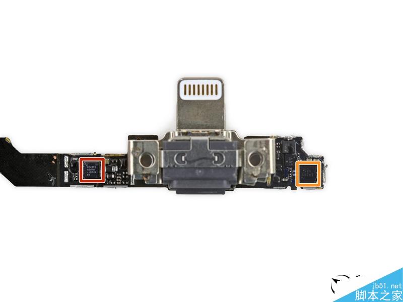 iPhone 6S充电保护壳拆解:乔布斯死不瞑目!
