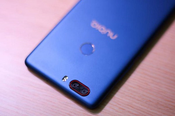 努比亚Z17畅享版和Z17有什么区别？努比亚Z17与Z17畅享版外观与配置对比评测