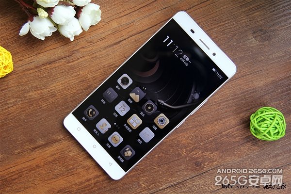 6020毫安！金立M5图赏：全球第一电量手机