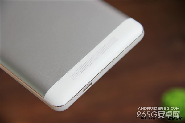 6020毫安！金立M5图赏：全球第一电量手机