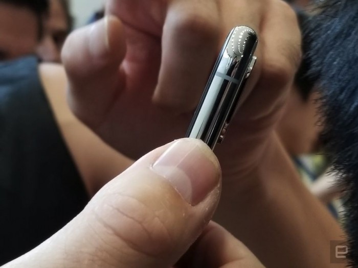 iPhone X好看吗？苹果iPhone X真机上手图赏