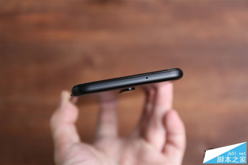 HUAWEI 麦芒6首发评测：华为第一款全面屏+4镜头手机