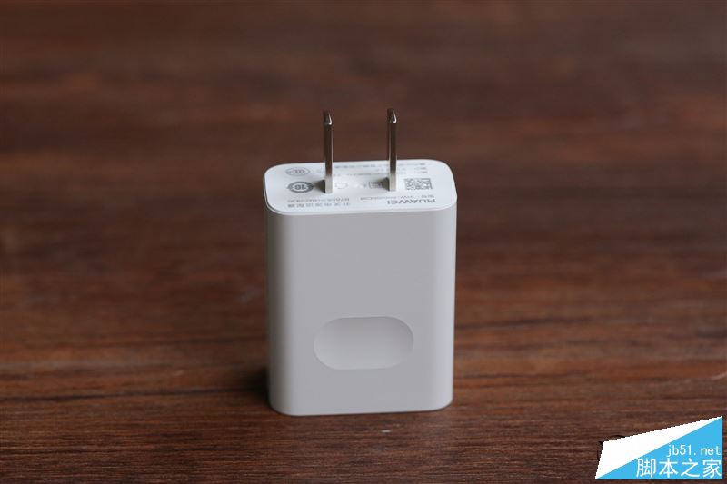 HUAWEI 麦芒6首发评测：华为第一款全面屏+4镜头手机