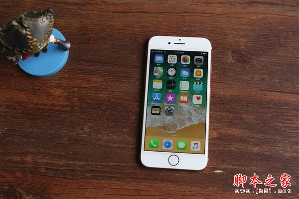 iPhone8和三星S8哪个好 iPhone8对比三星S8评测