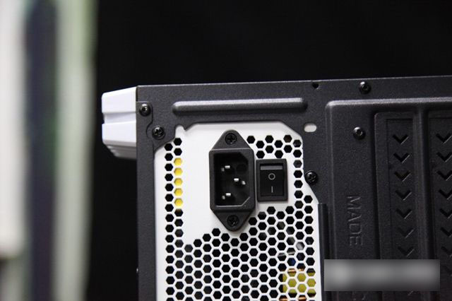 2016组装电脑教程:六代i7-6700/GTX960高端DIY装机教程