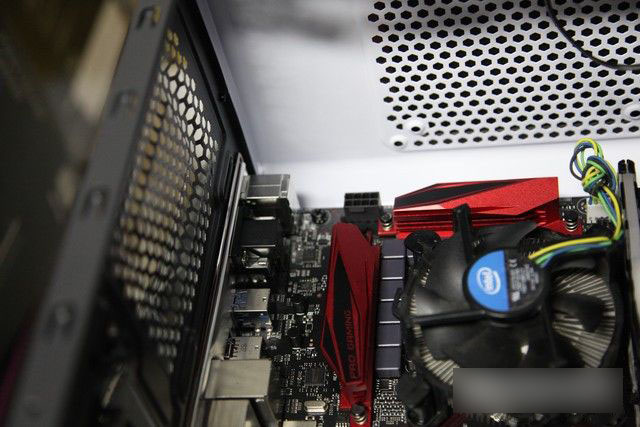 2016组装电脑教程:六代i7-6700/GTX960高端DIY装机教程