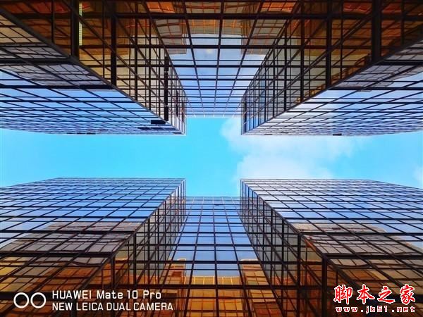 华为Mate10和iPhone8 Plus哪个好？苹果8Plus和华为Mate10外观性能拍照对比评测