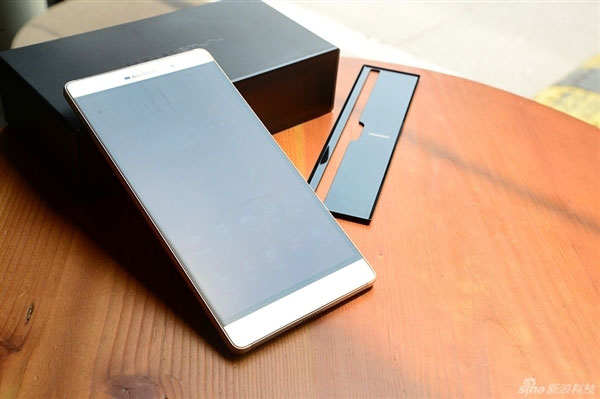 定位高端！华为大屏前P8 Max售价公布：狠