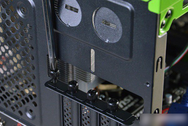 2015组装电脑教程:i5-4690/GTX770高端DIY装机教程
