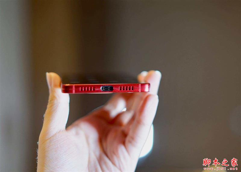 不割手了！坚果Pro 2评测：2000档最值全面屏手机