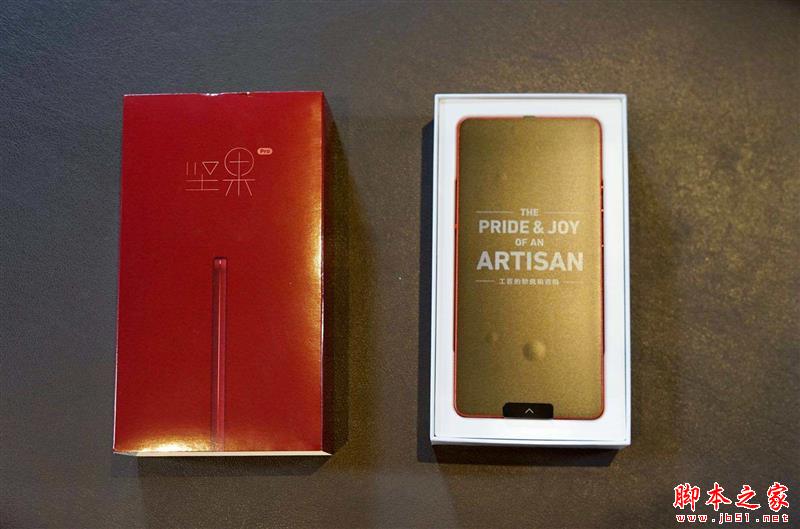 不割手了！坚果Pro 2评测：2000档最值全面屏手机