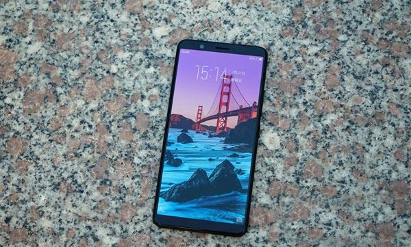 OPPO R11s和vivo X20哪个值得买？vivo X20和OPPO R11s配置外观拍照续航区别对比