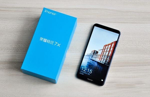 荣耀畅玩7X和畅玩6X哪个好？荣耀畅玩6X和7x配置外观性能全面对比评测