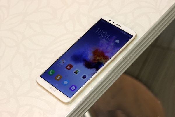 荣耀畅玩7X和畅玩6X哪个好？荣耀畅玩6X和7x配置外观性能全面对比评测