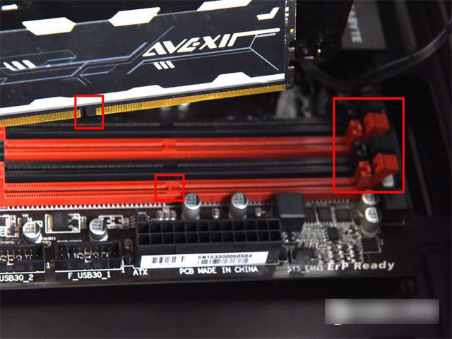 DDR4内存怎么安装?内存安装注意事项