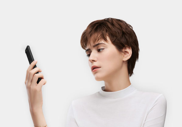 坚果pro2和OPPO R11s哪个好？OPPO R11s和坚果pro2全面区别对比评测