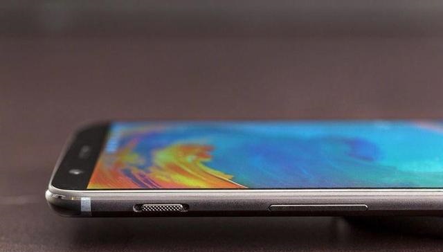 一加5T值得购买吗? 一加5T对比一加5有哪些升级？